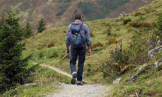 Wanderer mit Rucksack